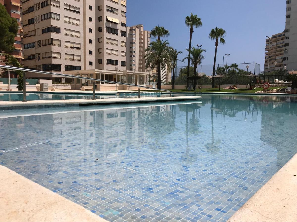 Playa Dos Avenidas Alicante Exterior photo