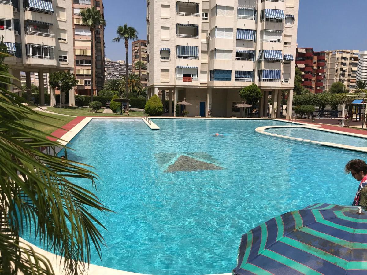 Playa Dos Avenidas Alicante Exterior photo