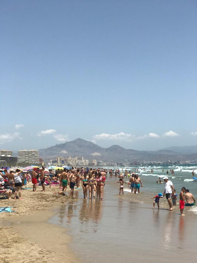 Playa Dos Avenidas Alicante Exterior photo
