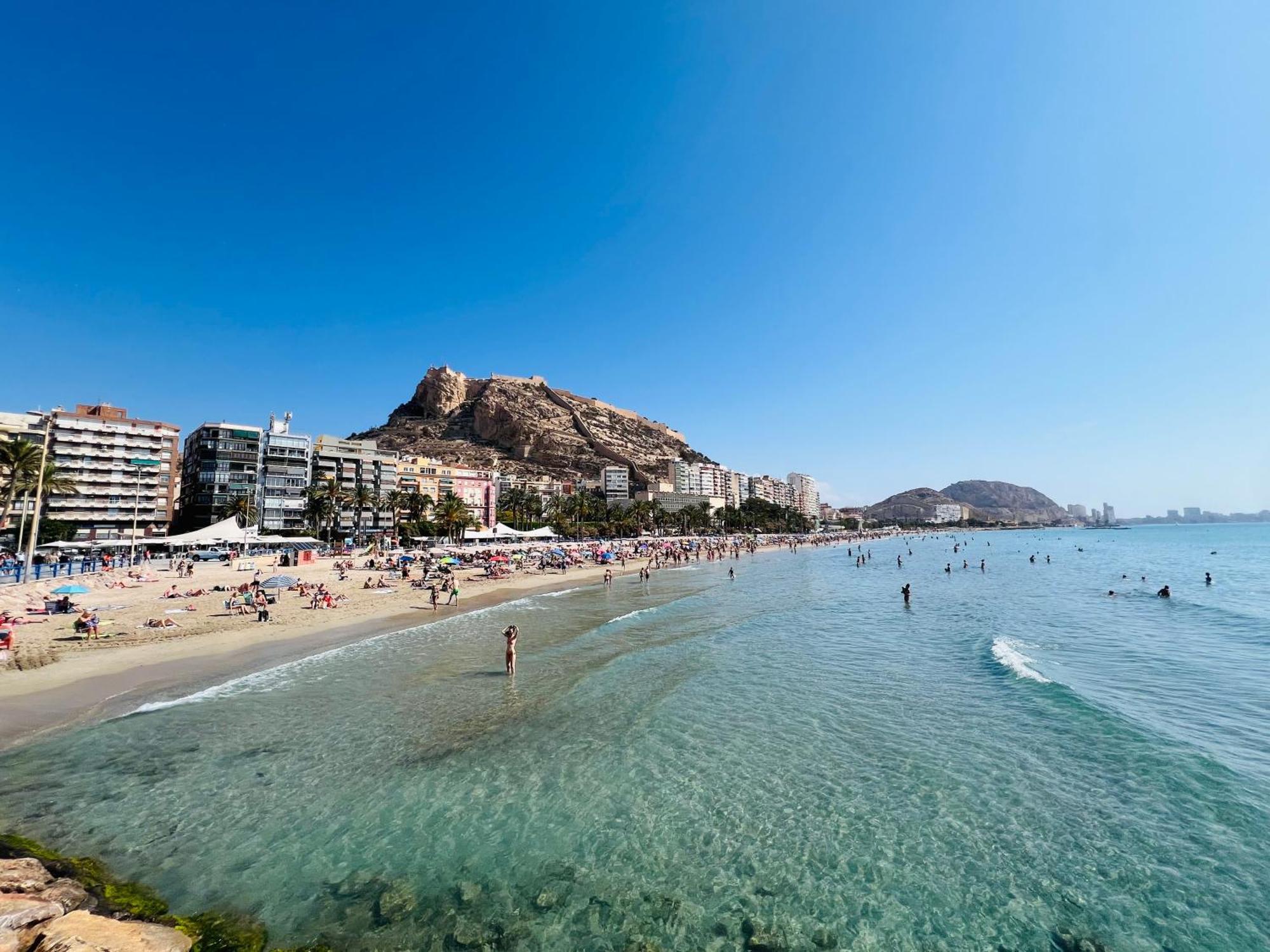Playa Dos Avenidas Alicante Exterior photo