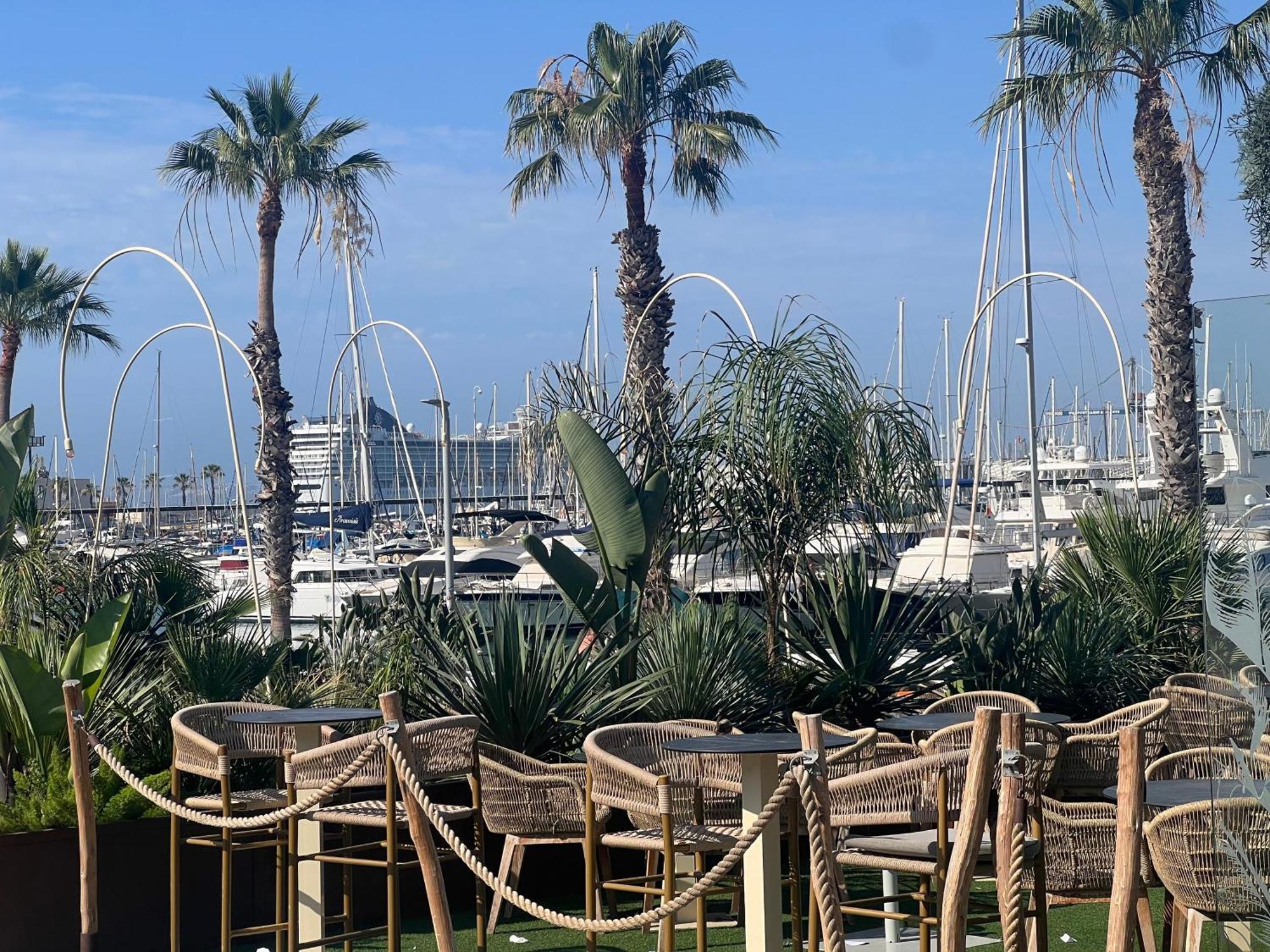 Playa Dos Avenidas Alicante Exterior photo